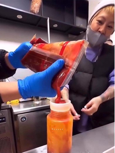 Me & my friend first day on job 😑😂 | Ｆｒｅｅｚｅ