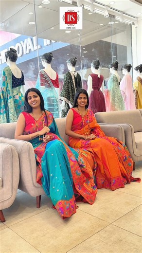 Dwarkadas Shamkumar Baramati on Instagram: "📍 द्वारकादास शामकुमार, भिगवण रोड, सिटी इन चौक, बारामती. 🔥 बारामतीच्या फॅशनप्रेमींसाठी एकच डेस्टिनेशन — द्वारकादास शामकुमार - फॅशनचं नवीन घर! #dwarkadasshamkumar #BaramatiFashion #BaramatiShopping"