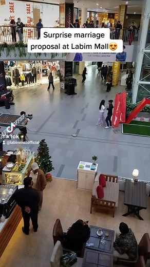 Sorprendente propuesta de matrimonio en Labim Mall