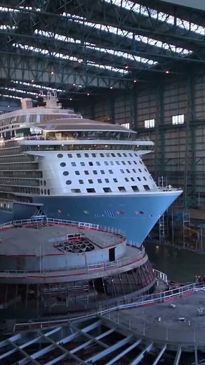 Ever wondered how a MEGA cruise ship is built? 🤯 #cruising #cruiseship #ship_facts #travel #fyp