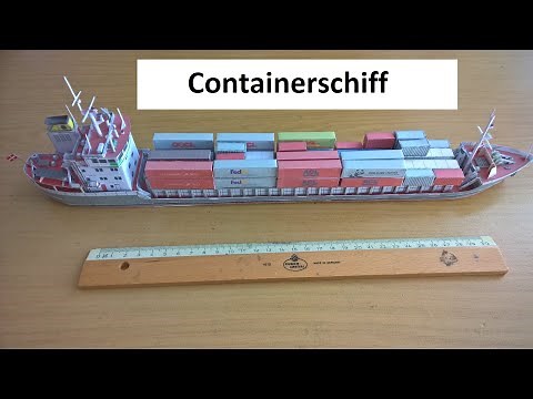 Ein Containerschiff aus Papier