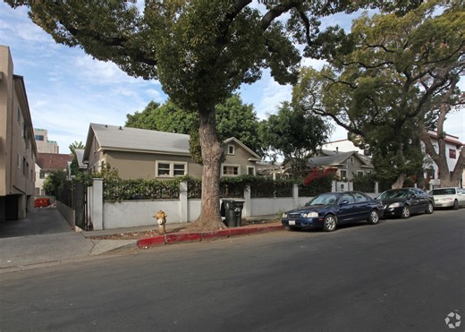 1537 N Serrano Ave, Los Angeles, CA 90027 - Multifamily for Sale | LoopNet