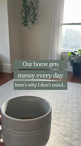 A question I get often is “How do you keep your home neat with little kids?!” I don’t! With 3, 6 and under, they are constantly creating something. They are free to play and make messes all day. Thanks to decluttering, simplifying and creating realistic routines that work for us: 🌱We have less, so the messes are more manageable. 🌱Because everything gets picked up daily, there aren’t layers of mess. Makes it so much easier to clean-up. 🌱Every item has a home so it makes it easy for everyone to