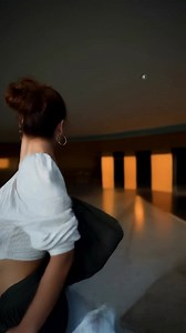 My bestie's mood... 😩 Very difficult for me to convince her to make a video. She has the groove, I really love it, what do you think? 🤔 #trendingvideo#saturday #goodenergy #groove #video #talent #music | Léa Varrane