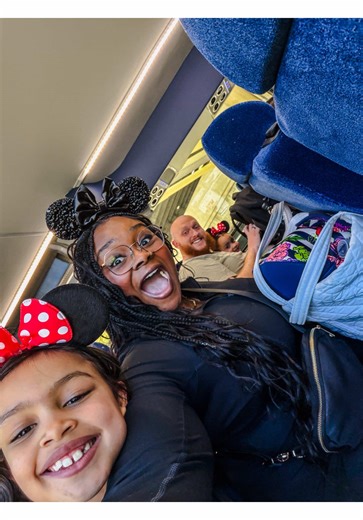 Sunny Adventures in Florida: Off to Disney!