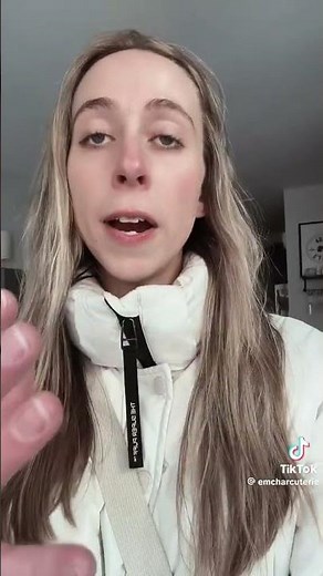 TikTok creator says she witnessed woman punched in the face on Chicago street
