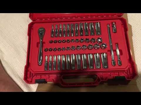 Milwaukee 1/4” ratchet and socket master set