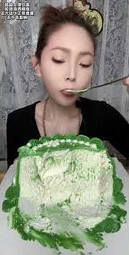 Decadent Cream Cake Recipe: Easy & Delicious