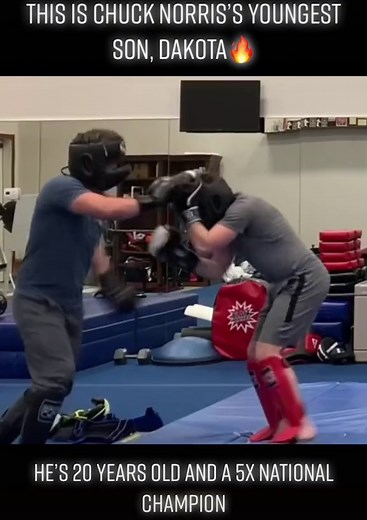 Like father like son! Incredible🔥💪🏻 #chucknorris #walkertexasranger #norris #chunkukdo #codeofsilence #karate #martialarts #judo #jiujitsu #tangsoodo #cforcewater #walker #mma #ufc #kickboxing #boxing #pointfighting #bjj #lonewolfmcquade #missinginaction #moviestar #deltaforce #dakotanorris #fyp #trending #foryou