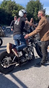 Strong power ! #kickback #shovelhead #chop #harleydavidson #chopper #shovelhead #bobber #chop #custom #motorcycle #kickboxingfighter #harleydavidsonmotorcycles #harleydavidsonknucklehead | Anjoli Pado