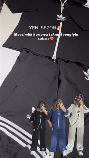 Yüksel Akman/Emir Spor Giyim on Instagram: "2 iplik kumaş yapısıyla hem hafif hem konforlu 👌 Oversize kalıbı sayesinde salaş ve modern bir duruş sağlar.Önden fermuar detayı ile hem spor hem pratik kullanım ✨ • Premium kalite, 2 iplik kompak kumaş , Kapuşonlu spor eşofman takımı – 3 renk seçeneği • Siyah / Beyaz / Mavi • Lastikli paça • Modern fermuar detaylı şıklık✨ • Bedenler: S / M / L / XL / XXL • Şeffaf kargo • Kapıda kredi kartı / kapıda nakit ödeme seçenekleri BAYAN MODEL ÜZERİNDEKİ S BED