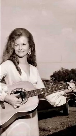Harper Valley P.T.A. - Jeannie C. Riley (1968) & 1978 film Harper Valley P.T.A.