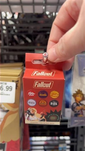 FALLOUT MYSTERY BOTTLE CAP PINS AT GAMESTOP!