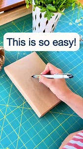 How to add some creativity to your gift wrapping #giftwrapping #creativegift #diygifts #giftideas | Annie Lynn