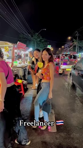 Exploring Life as a Freelancer in Thailand 🇹🇭