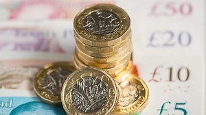 Tens of thousands of Ukrainian refugees helped to access UK banking services