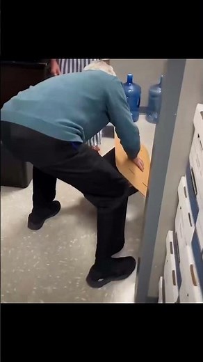 The Ultimate Fake Mouse Prank 🐭