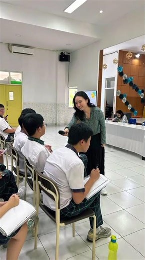 Seminar Reproduction in Human " Sexually Trasmitted Infections and Contraceptive Methods"