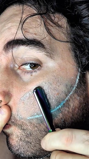 Satisfying Relaxing ASMR Straight Razor Beard Shaving 💈🪒 #lostregonedellabarba #asmr #shorts