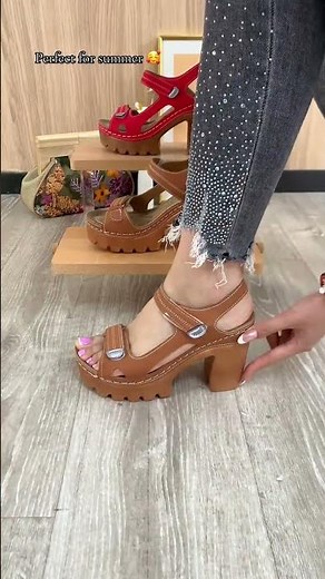 【35-43】🔥 Sandály na platformě s robustním podpatkem: pro větší výšku, stabilitu a styl.