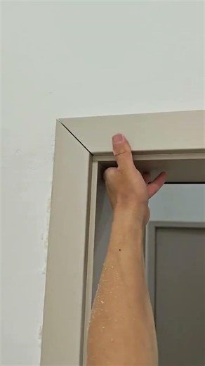 Whether the door frame miter cut is good depends mainly on luck