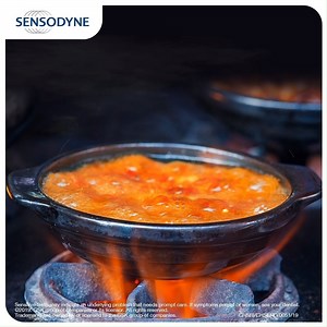 An acidic diet can contribute to enamel erosion and lead to increased sensitivity. Pairing acidic dishes like tomato soup with non-acidic food like toast can help reduce chances of enamel erosion, thus reducing chances of sensitive teeth. #ReliefFromToothSensitivity | Sensodyne