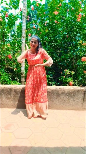 Thaka thaka Nalipuga💃🔥#viral #dance#vinithalobo#love #song#tulu#tulunadu#mangalorean#picture