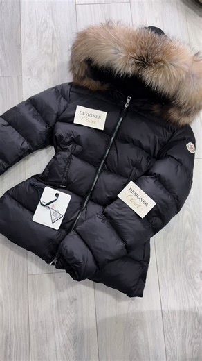 Stylish Moncler Winter Jacket for Your Outfit