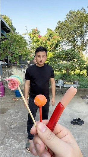 “Funny Snack Time: When Eating Treats Turns Into Comedy!”#shorts