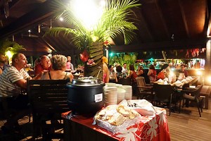 Cook Islands Food - Design a Do It Yourself Polynesian Food Tour | The RTW Guys