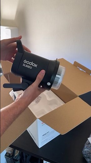 Godox SL60IID LED Video Light Unboxing