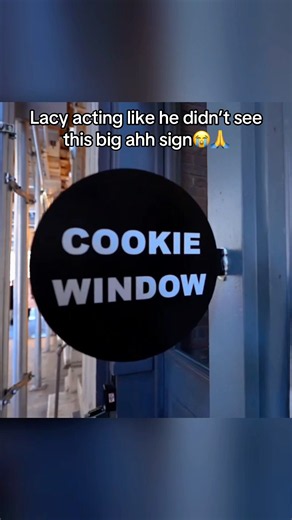 Lacy acting like he didn’t see this sign for the cookies😭🙏 #lacy