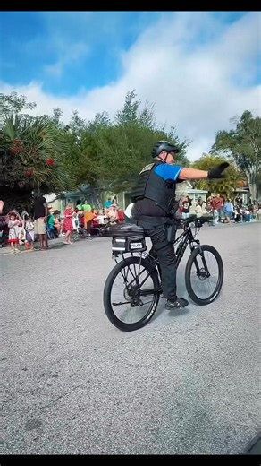 Happy holidays from your St. Cloud Police and St. Cloud Fire Rescue departments! | St. Cloud Police Department - Florida