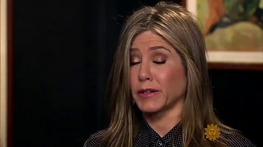 Jennifer Aniston talks Brad Pitt
