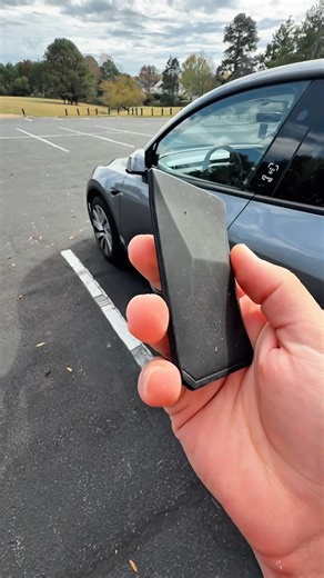 Tesla key card 😱😳😵‍💫 #automobile #tesla #cybertruck