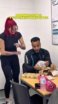 PT Clients Christmas Gifts #christmas #gym #fitness #youtubeshorts #shorts #christmaspresent #fyp