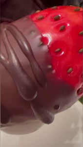 2.3M views | An easy one pan taco skillet dish topped with cheese that's sure to please! See the full printable recipe here --> https://lowcarbyum.com/cheesy-beef-taco-skillet-recipe/ | Lowcarb-nocarb | Facebook