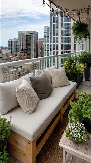 21 Chic Apartment Balcony Ideas Everyone’s Obsessed With in 2025