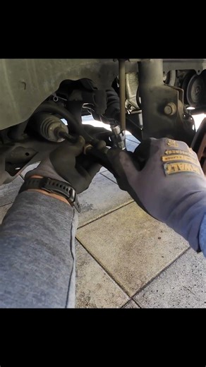 Jeep Patriot Outer Tie Rod Replacement (Clunk, Loose Steering Fix)