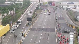 ICYMI: Laurens Vanthoor was an innocent bystander in this huge crash at the start of Saturday's qualifying race for the FIA GT World Cup at Macau. Those narrow streets are unforgiving! Full coverage here: https://www.motorsport.com/gt/news/macau-farfus-passes-marciello-win/3215375/ | Motorsport.com
