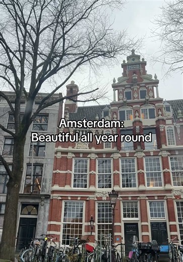 Amsterdam is beautiful in every season, and so are our tours. Rain or shine, we’re here to guide you through the city’s flavors and stories. Link in bio!