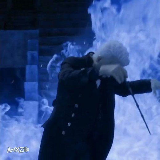 Johnny Depp's Grindelwald in different colours 💜💚❤️