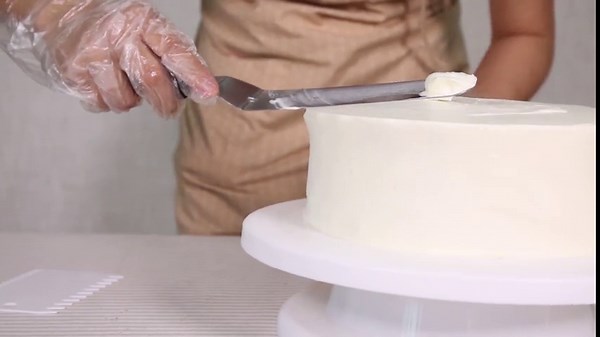 Kootek Cake Decorating Kit Baking Supplies Set Cake Turntable with 2 Frosting Straight Angled Spatula 3 Icing Smoother Scrapers Baking Accessories Tools for Beginners and Pros, White