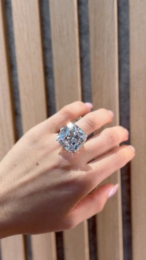 TRACEY ELLISON | MEANWHILE IN GENEVA SOTHEBYS HAS A KILLER LINE UP!!! Sone of my fave picks from the @sothebysjewels auction May 16th… the Harry Winston 51... | Instagram