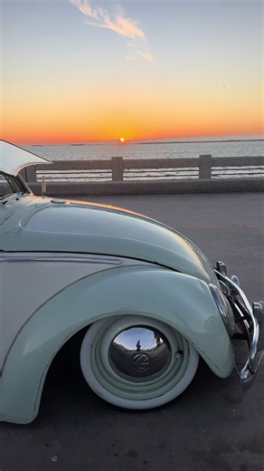Beautiful Christmas Beetle Car Transformation