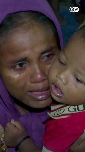 Rohingya refugees in Indonesia are facing increasing hostility. Locals in the western city of Banda Aceh have stormed a temporary shelter, demanding their deportation. | DW News