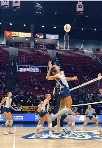 San Diego Mojo's Jovana Brakočević Delivers Electric Performance