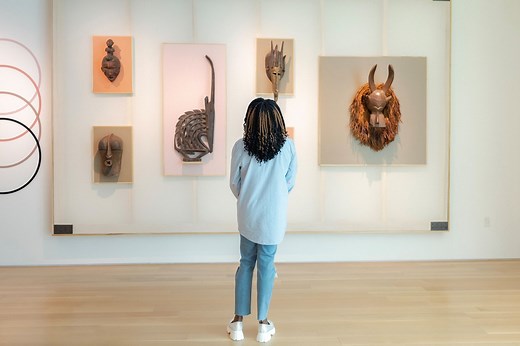 This Travel Guide Highlights Charleston’s Black Heritage — With Black-owned Eateries, Shops, and Tours