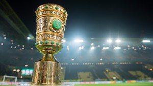 403K views · 197 shares |  Das erste Pflichtspiel der neuen Saison ist ein Pokalspiel. In den letzten 15 Jahren hat der BVB die Hürde der ersten Runde immer erfolgreich gemeistert. Mal dominant, mal recht glücklich. Aber immer umjubelt. ⏪ | Borussia Dortmund | Facebook