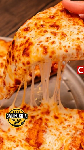 Say cheeeeeeese 🧀 REAL CALIFORNIA MILK | Round Table Pizza